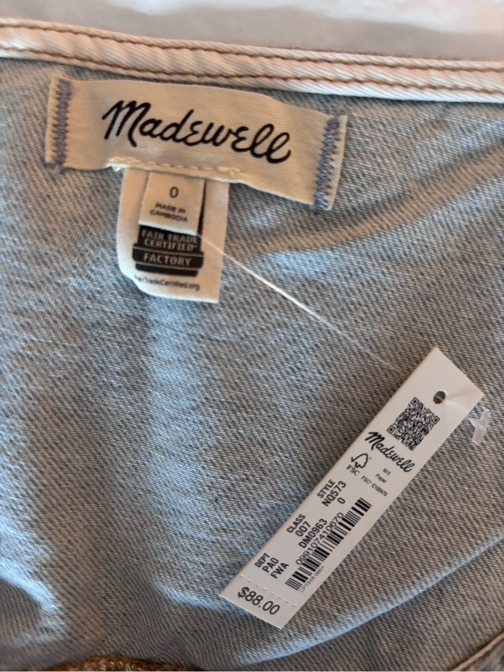 Madewell Light Wash Denim Button Front Top in Fitzgerald Wash XS - Picture 3 of 3